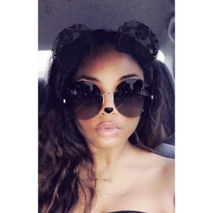 Meet your Posher, Briana